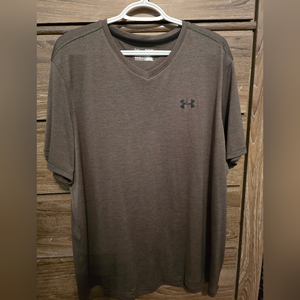 Under Armour Men's Brown V-Neck Shirt